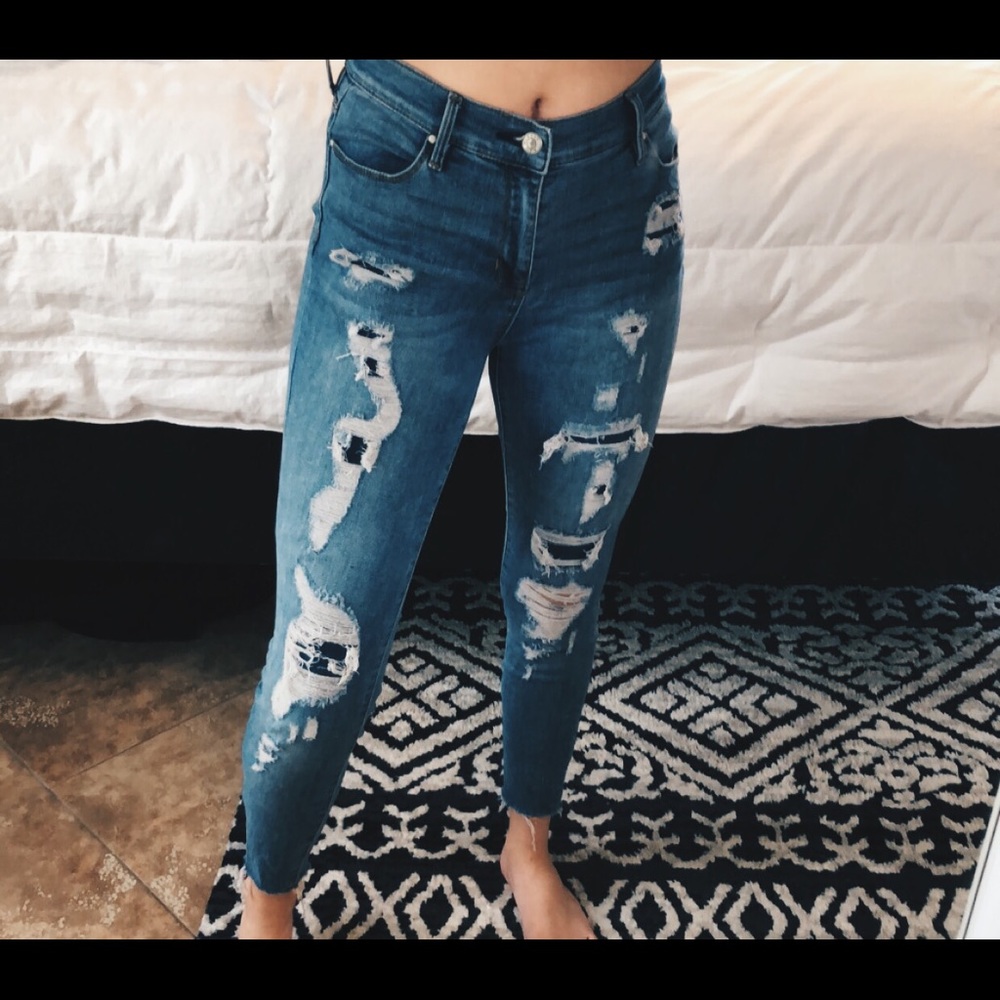 ripped skinny jeans
